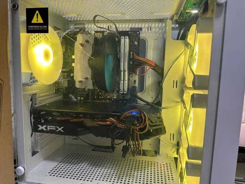 Игровой кейс на Ryzen 5 2600 /RX 590 8gb / 16gb ddr4 Игровой кейс на Ryzen 5 2600 /RX 590 8gb / 16gb ddr4