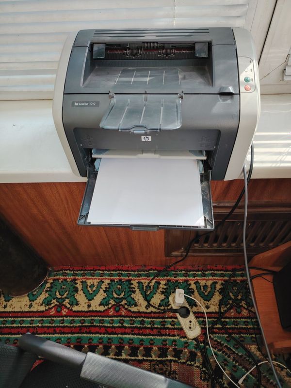 HP printer sotiladi xolati a'lo