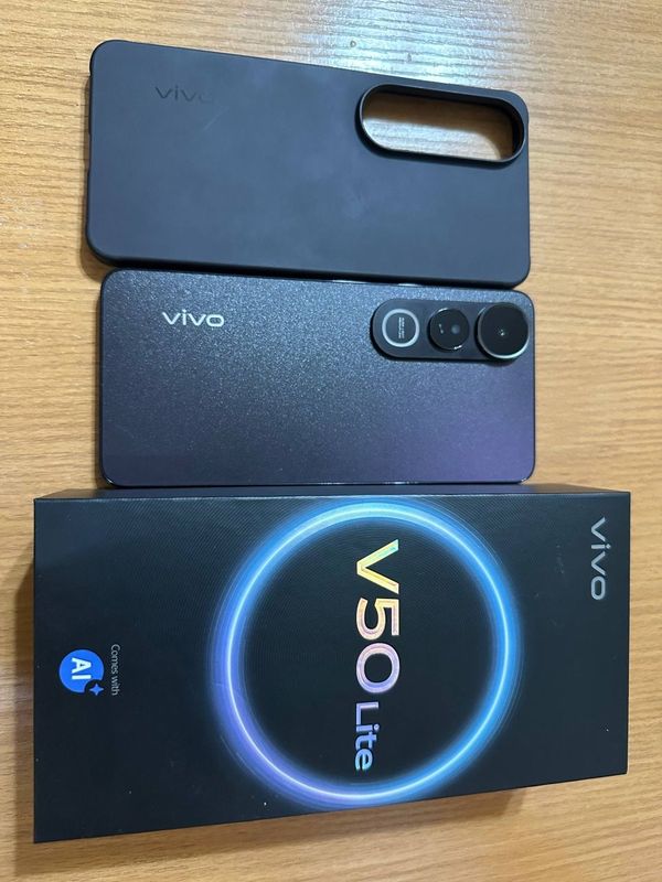Vivo V50lite 8/256 gb