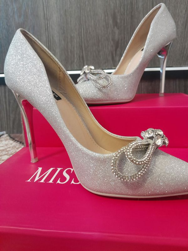 miss miller tufli