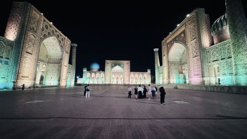 English speaking guide in historical city of SAMARKAND, UZBEKISTAN English speaking guide in historical city of SAMARKAND, UZBEKISTAN