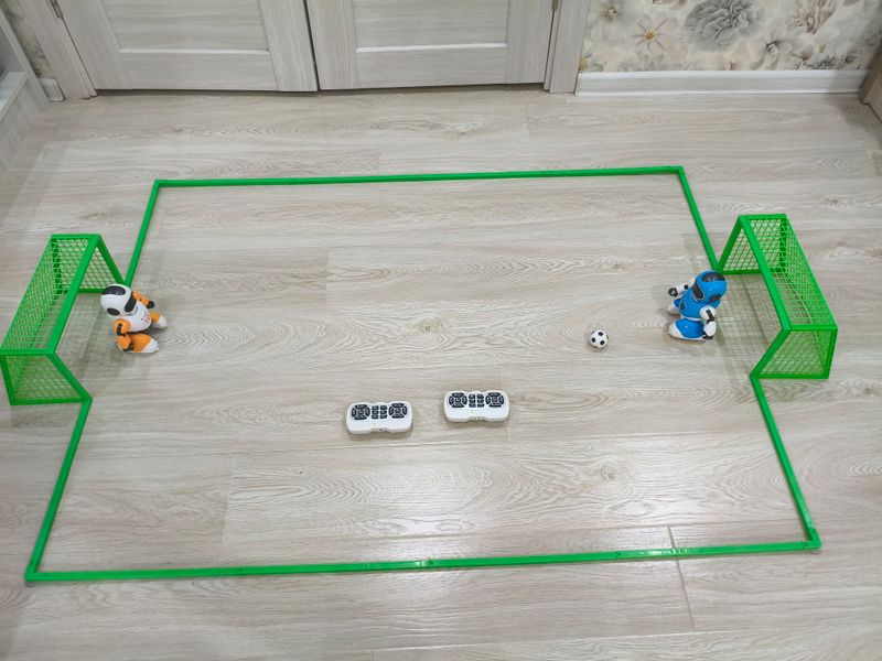 Игрушка Роботы футболисты Игрушка Роботы футболисты