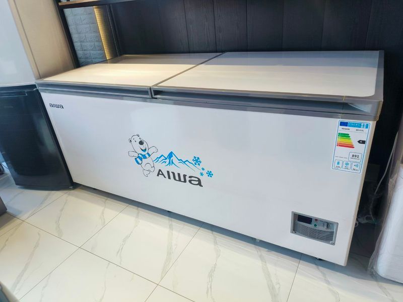 Морозильник aiwa 918 литров Морозильник aiwa 918 литров