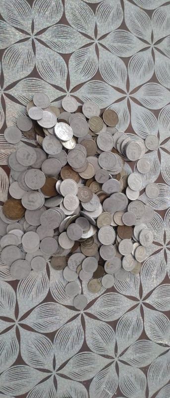 Продам монеты разные,Монголии и другие