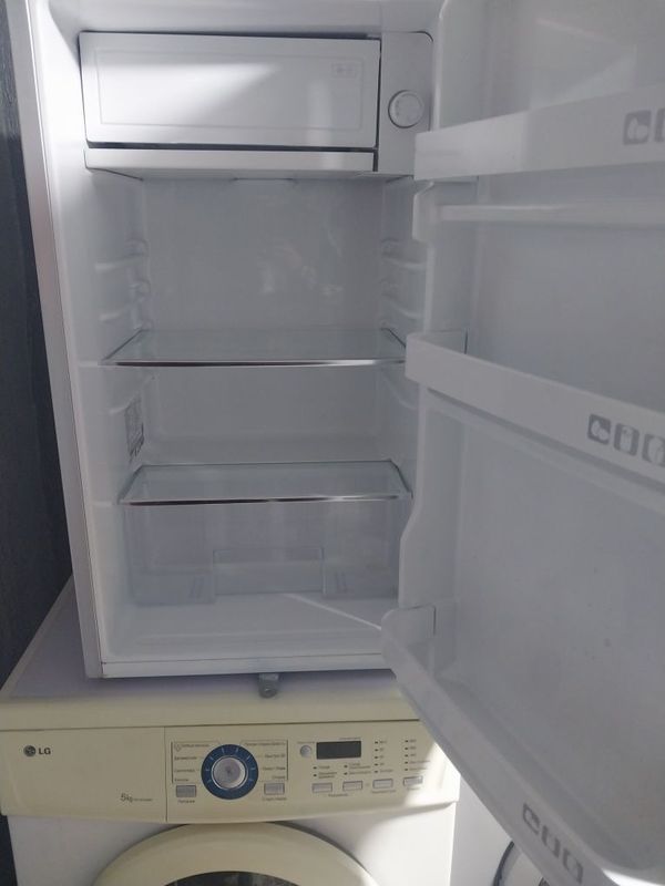 Artel 106 ltr yang 1.5 oy ishlagan holati ideal karaoke dakument bor