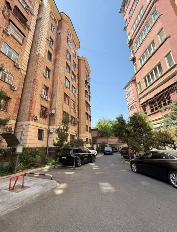 Продается 4х ком квартира в новостройке, ор-р: Ойбек, 140 м² Продается 4х ком квартира в новостройке, ор-р: Ойбек, 140 м²