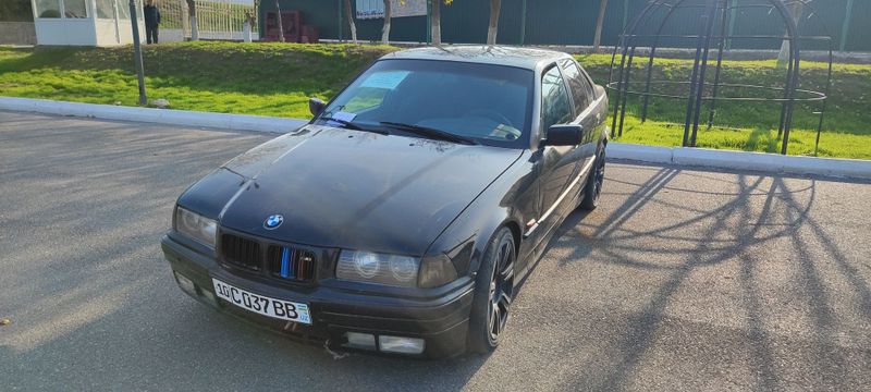 BMW madel 318 holati yahshi