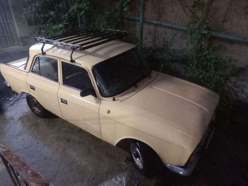 Maskvich 412 sotiladi