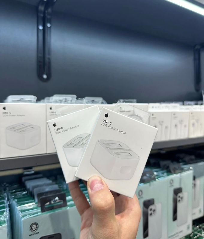 Iphone zaryadka USA adapter apple 20w America Iphone zaryadka USA adapter apple 20w America