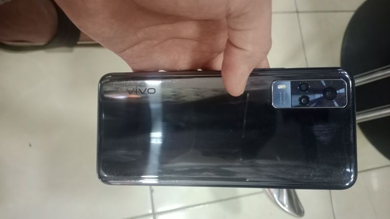 Vivo y31 64/4 gb