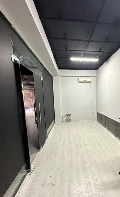 Метро Алмазор ор Строительный базар 28м²-50-200м² 2этаж в доль дороги Метро Алмазор ор Строительный базар 28м²-50-200м² 2этаж в доль дороги