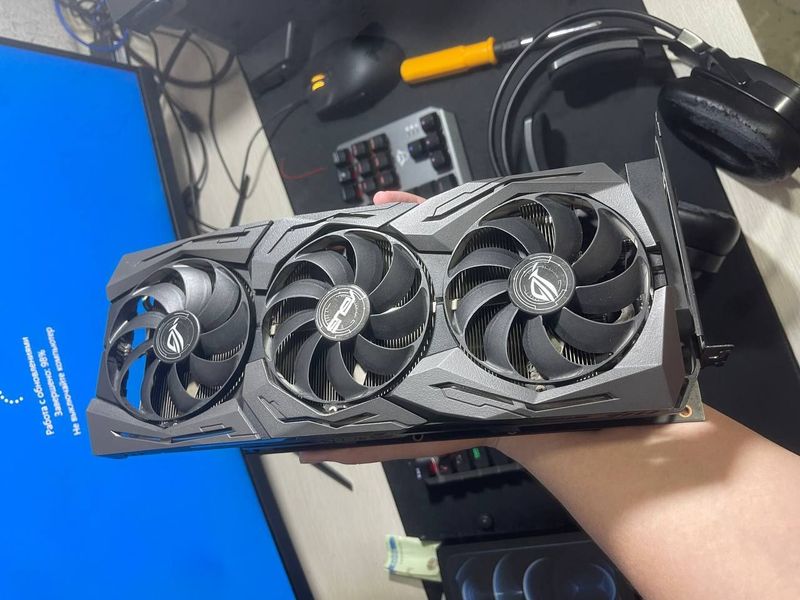 Rx 5700xt 8gb asus rog strix Rx 5700xt 8gb asus rog strix
