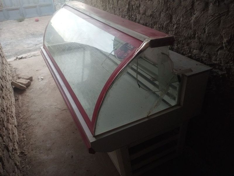 Продам холодильник