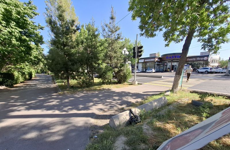 Медгородок 10сот земля вдоль дороги углавой +большая парковка Медгородок 10сот земля вдоль дороги углавой +большая парковка
