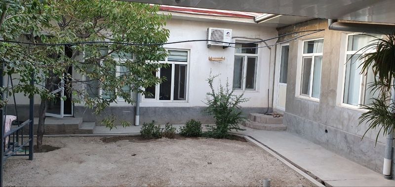 Сдаётся участок Чорсу 4 ком Сдаётся участок Чорсу 4 ком