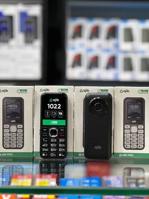 AJIB 1022 tugmali telefon — vibratsiya, fleshka va Bluetooth bilan > AJIB 1022 tugmali telefon — vibratsiya, fleshka va Bluetooth bilan >