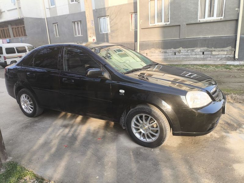 Ласетти 1.8 mator 2009 тозза 170000км