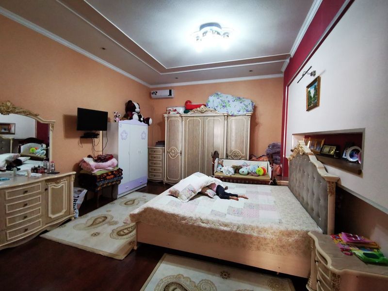 Спальный гарнитур