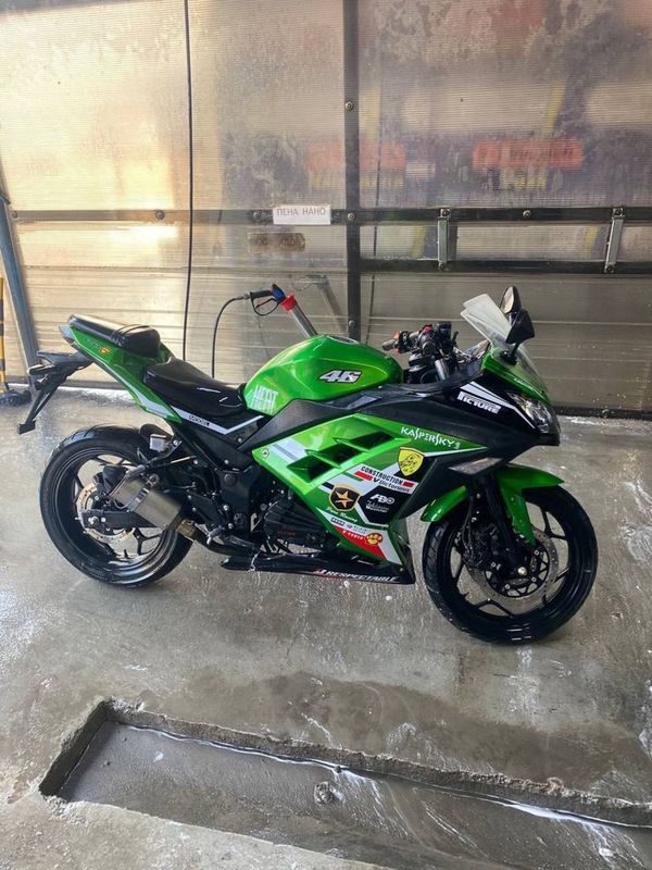 Kawasaki Ninja 200cc