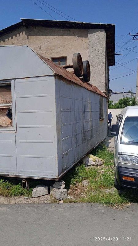 Строителни Контейнер сотилади, нархи келишилади