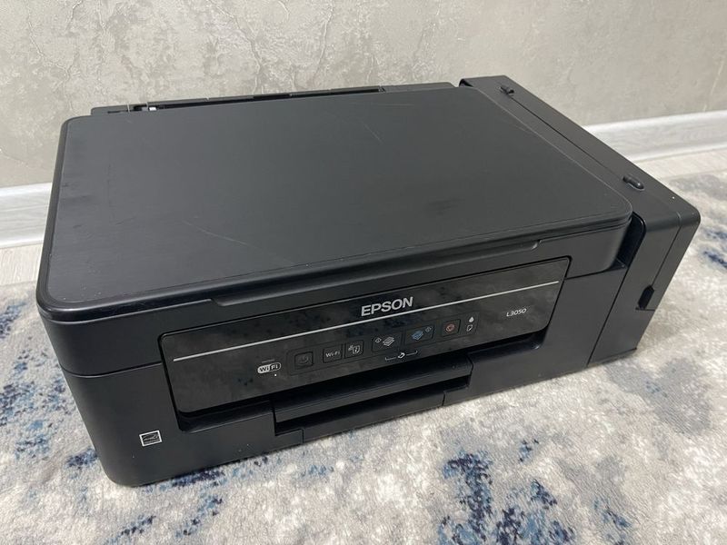 Продам 3в1 цветной принтер Epson L3050 Продам 3в1 цветной принтер Epson L3050