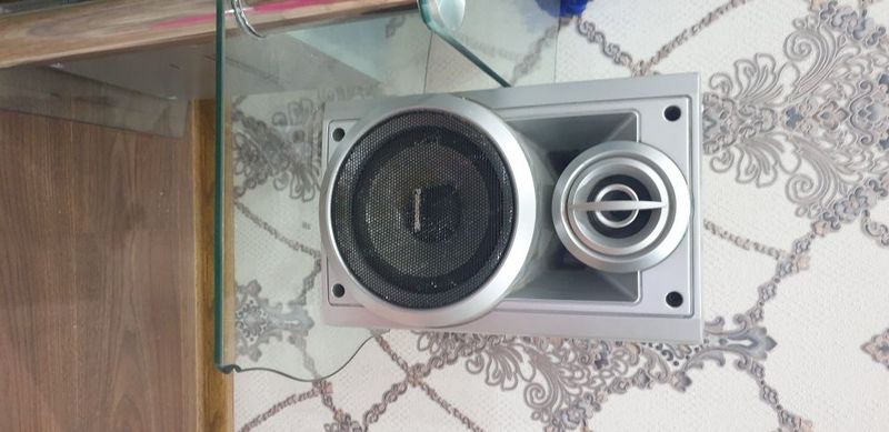 Podstavka i muzikalniy sentr Podstavka i muzikalniy sentr