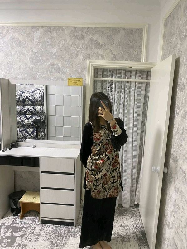 Келинлик сарполик куйлек лозим Келинлик сарполик куйлек лозим