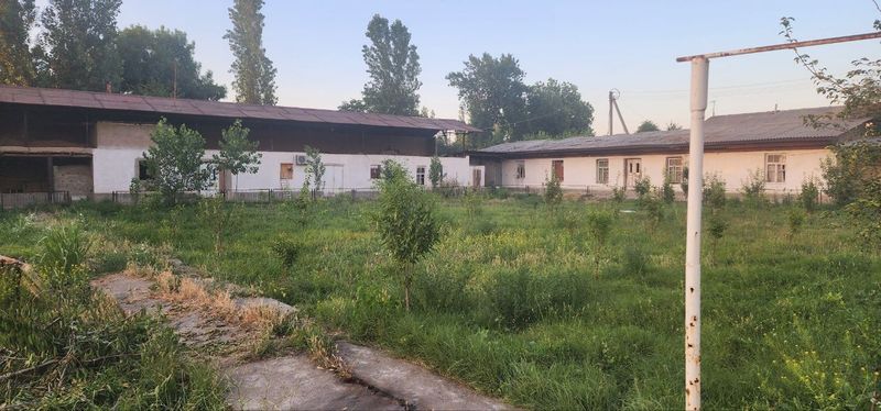 Juma bozorda yer sotiladi 20sotix Juma bozorda yer sotiladi 20sotix