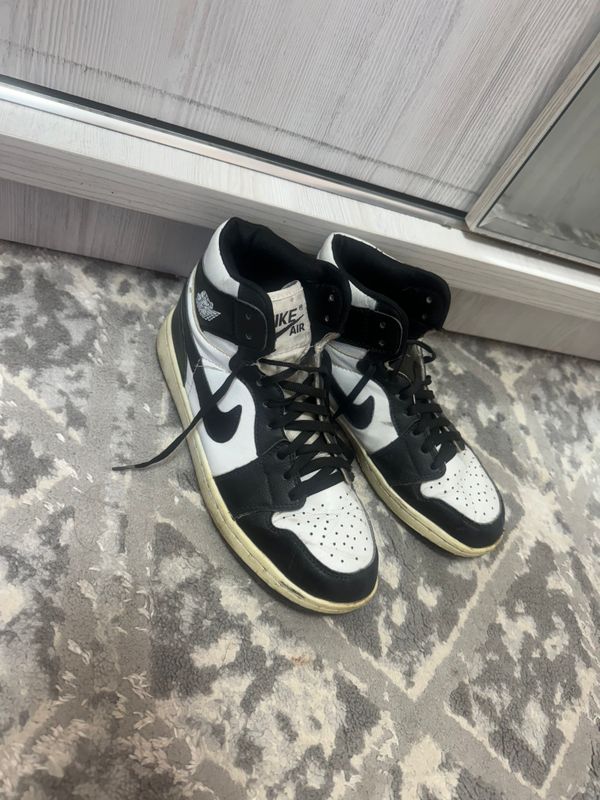 Nike jordan sotiladi Razmer 38 Narxi:30ming Nike jordan sotiladi Razmer 38 Narxi:30ming