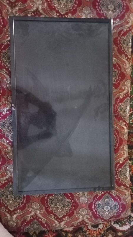Televizor artel 32