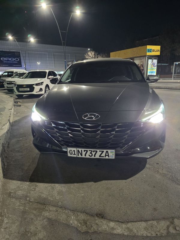 Hyundai Elantra Полный Full с Люком Пробег 32500км Родная Краска