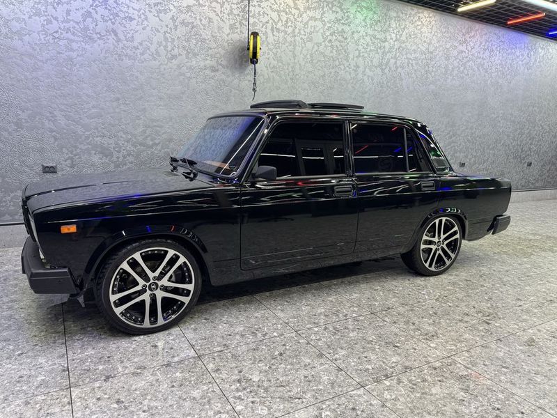 Vaz 2107 sotiladi! Vaz 2107 sotiladi!