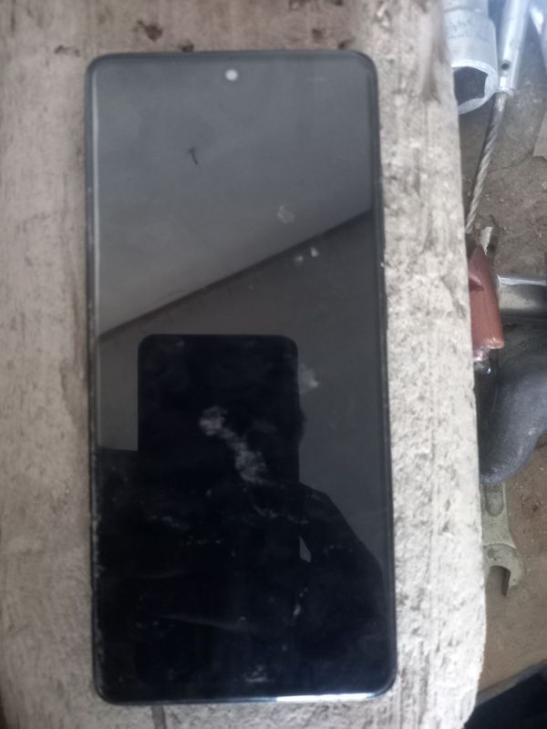 Samsung a 51 sotiladi Samsung a 51 sotiladi