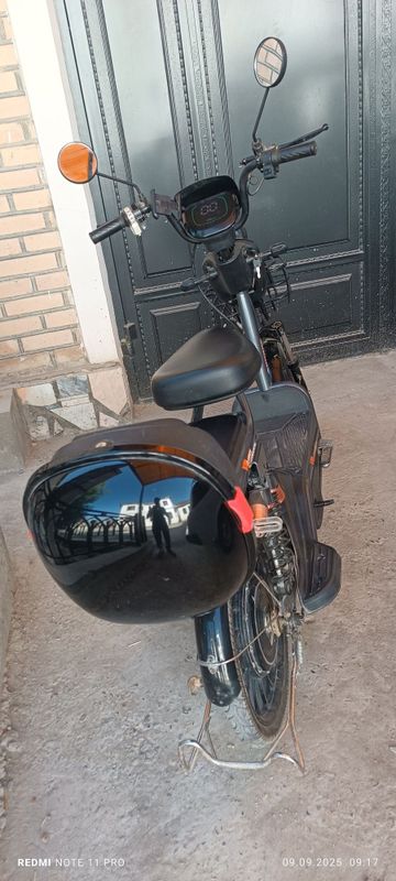 Finikis elektro skuter sotiladi Finikis elektro skuter sotiladi