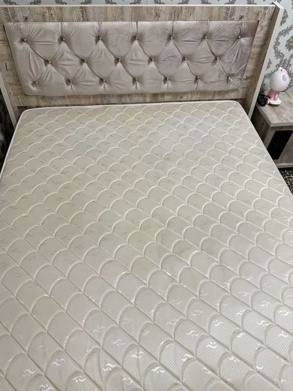 Spalni mebel komplekt Spalni mebel komplekt