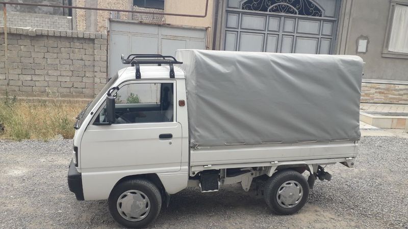 Labo 2022 yil sotiladi 78 OOO km yurgan Labo 2022 yil sotiladi 78 OOO km yurgan