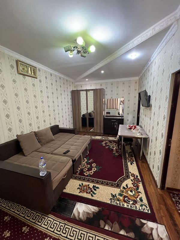 Аренда Чиланзар 21. 1/1/4/. 300$ Аренда Чиланзар 21. 1/1/4/. 300$