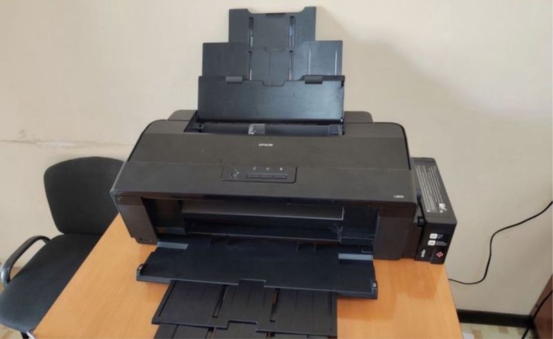 Срочно продам принтер epson l1800