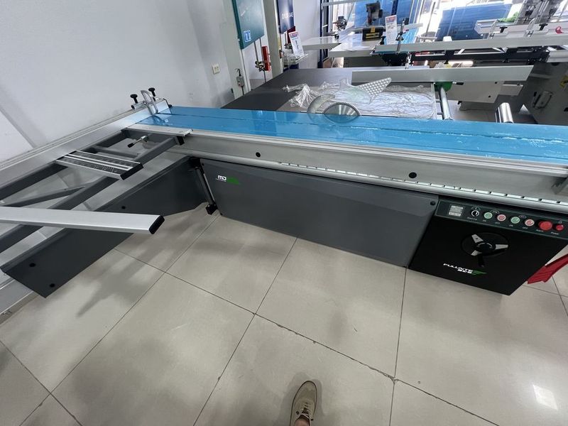 Mebel sohasida ishlatiladigan xar xil turdagi stonoqlarimiz bor
