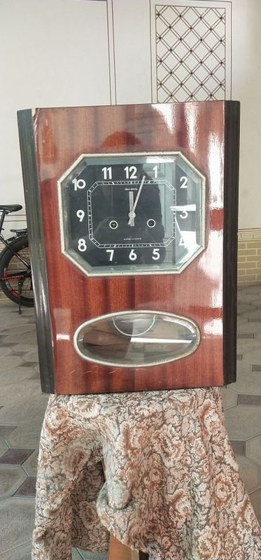 Часы настенные 1969 годов Часы настенные 1969 годов