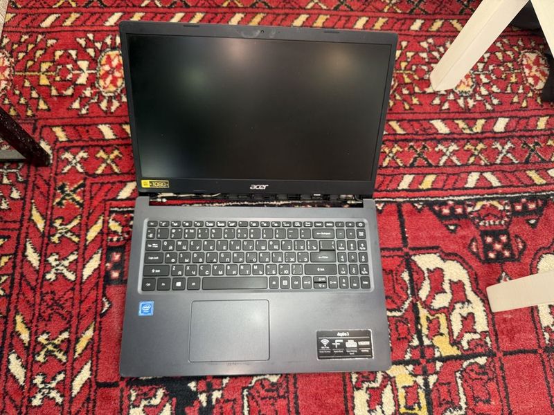 Продаю ноутбук Acer Aspire 3 Продаю ноутбук Acer Aspire 3