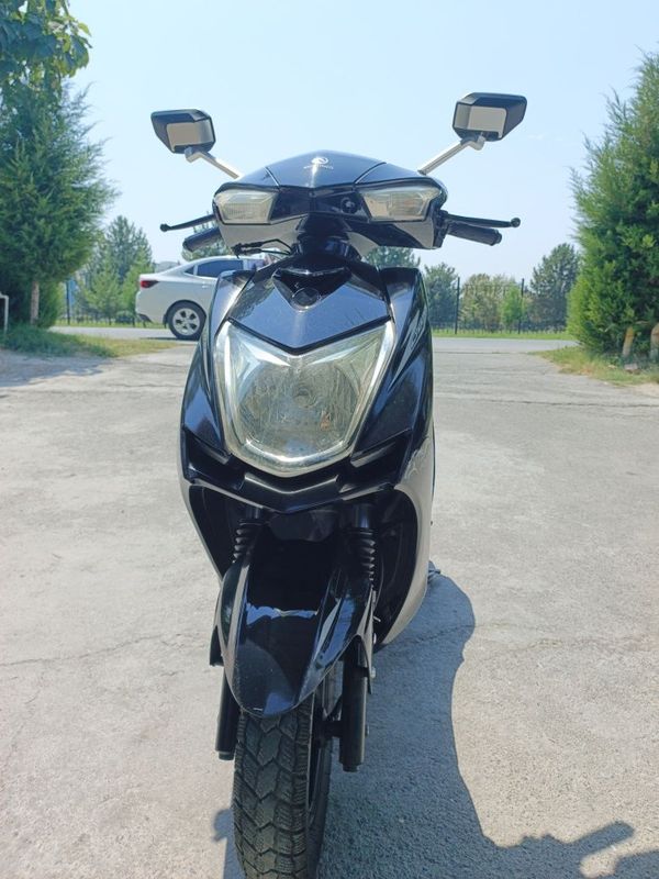 Mustang skuter 2023