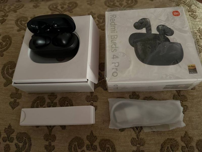 Redmi Buds 4 pro Redmi Buds 4 pro