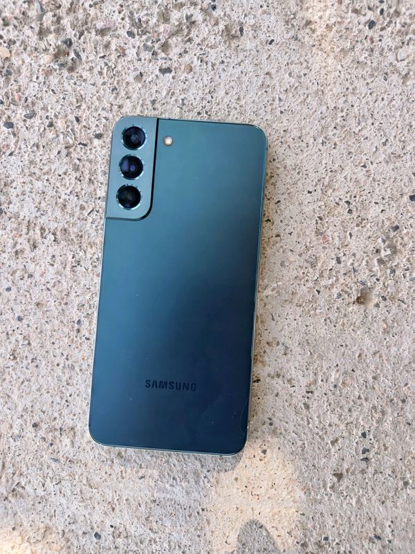 Samsung S22+ Samsung S22+