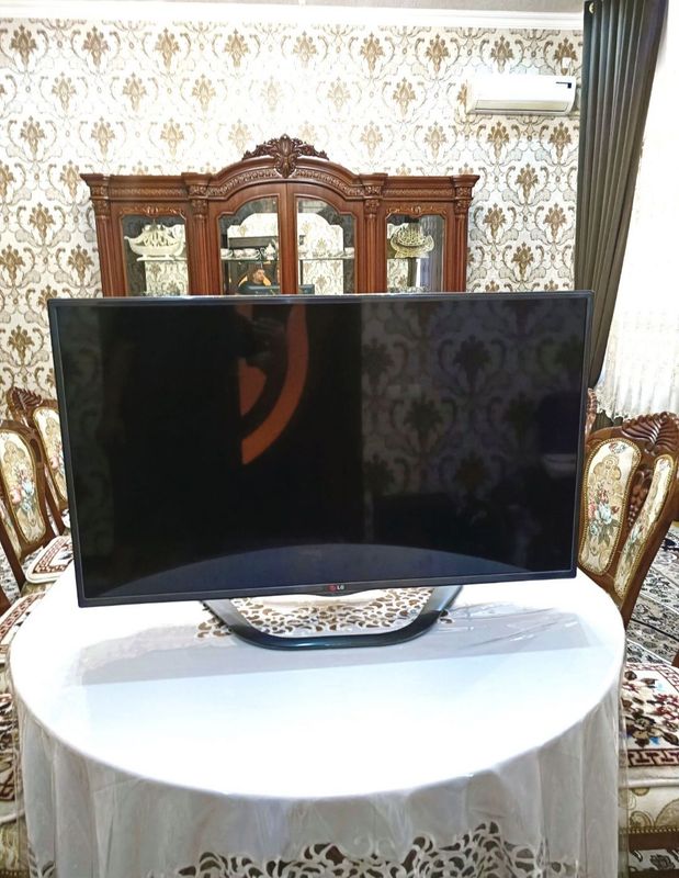 Smart 3D LG телевизор 42"