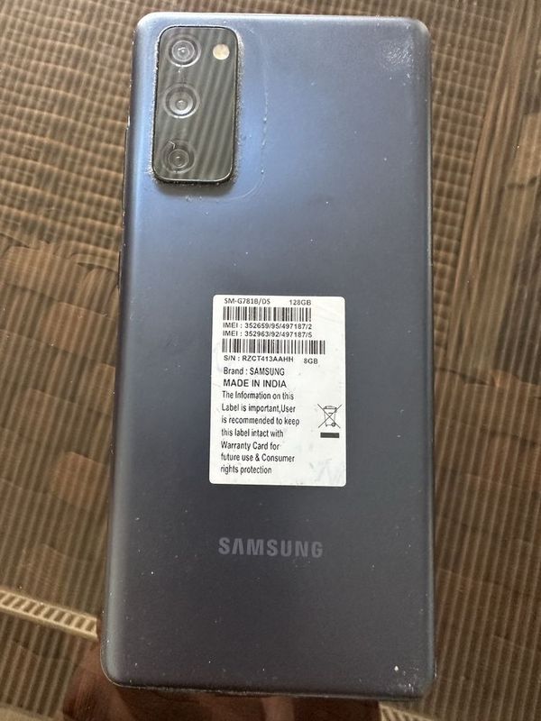 Samsung S20 5G 12/128 Holati zor Samsung S20 5G 12/128 Holati zor