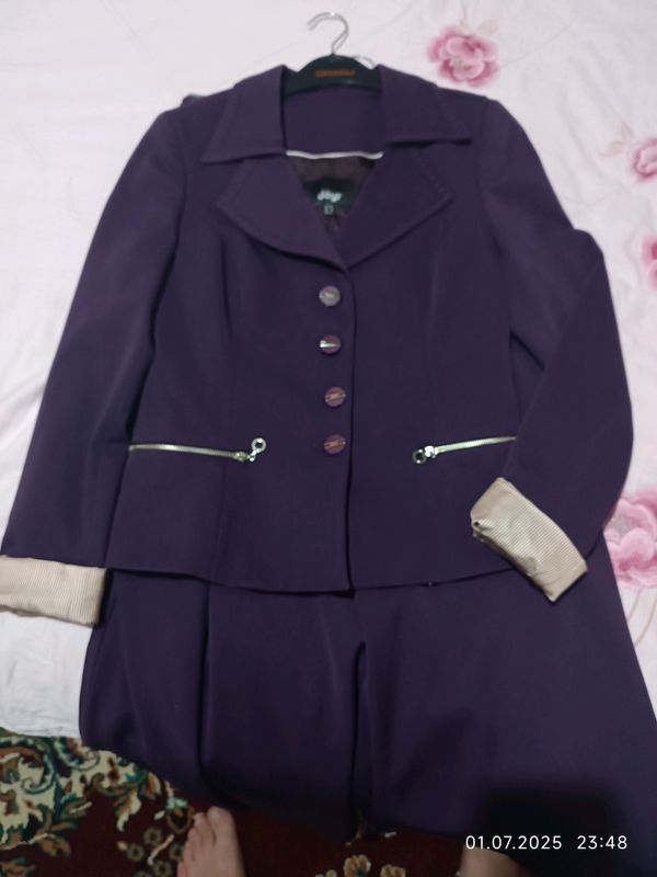 kastyum yupka fioleti rangi xolati yangidek rm 38 kastyum yupka fioleti rangi xolati yangidek rm 38