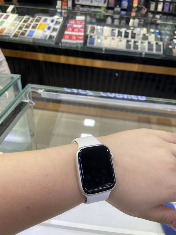 apple watch 8 45mm white apple watch 8 45mm white