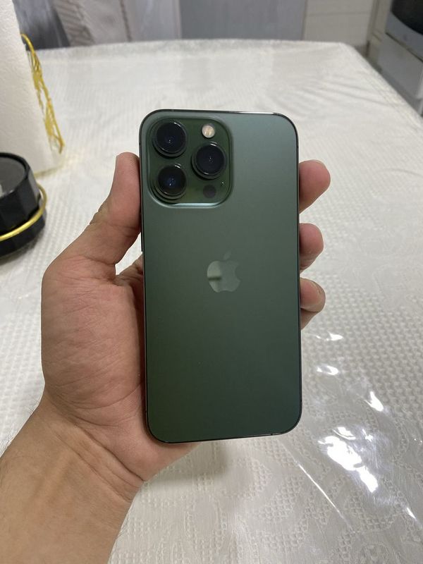 Iphone 13 pro green Iphone 13 pro green