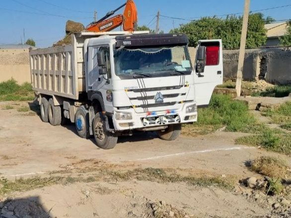 Samosval Howo sinotruk 40T Samosval Howo sinotruk 40T
